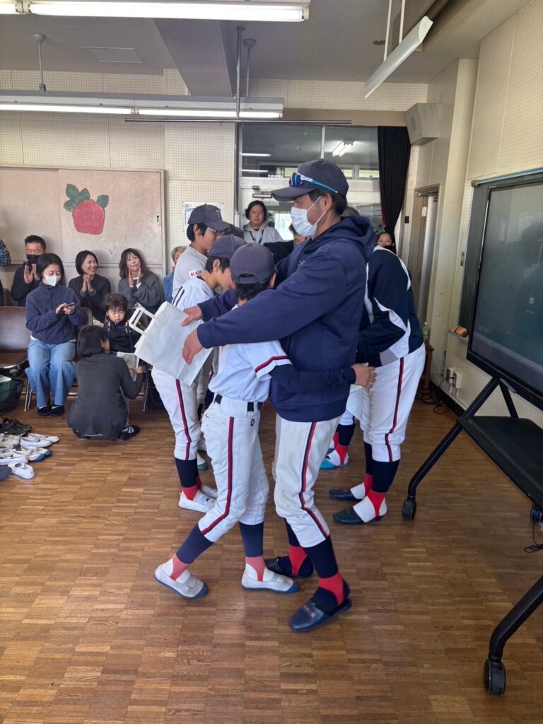 卒団式に集まった選手たち