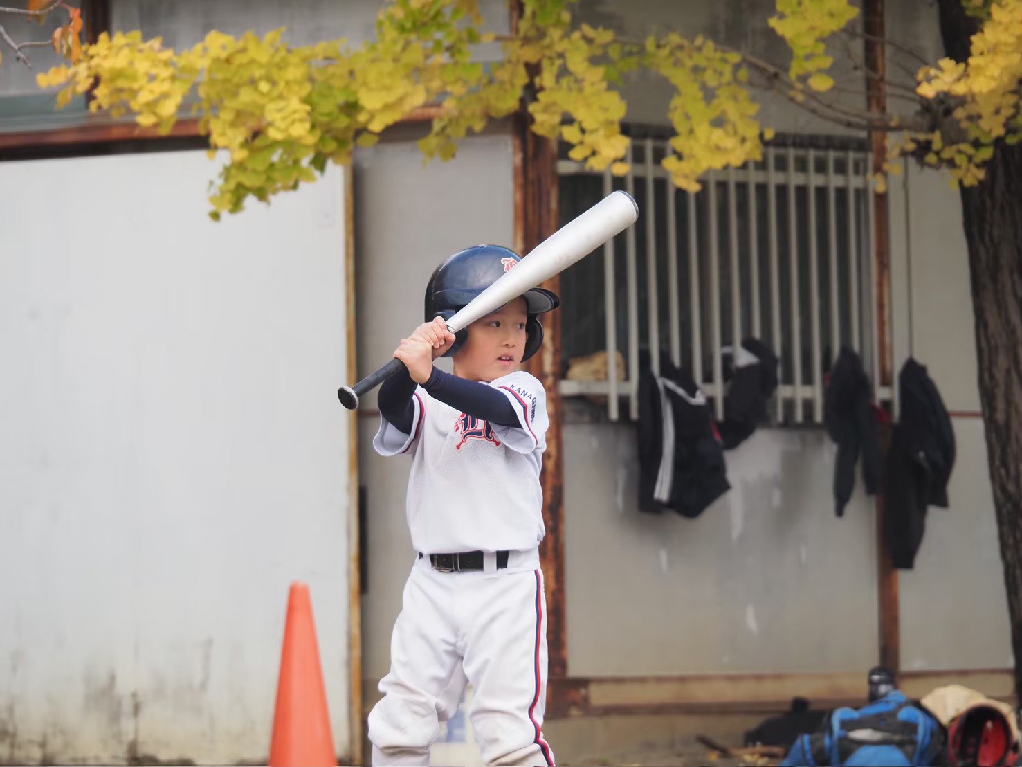 試合で打席に立つ選手